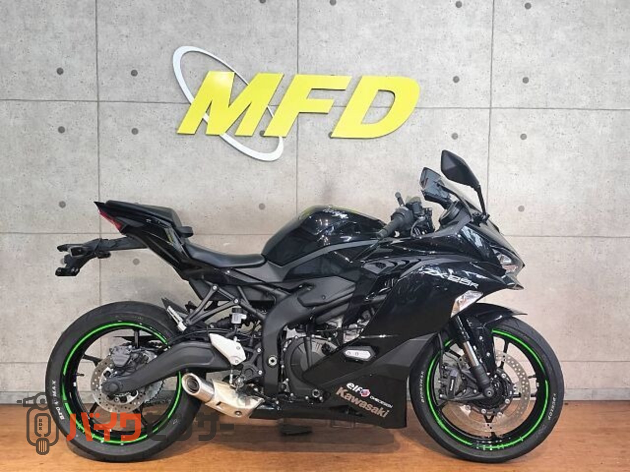 カワサキ NINJA ZX-25R USB B564011| BDSバイクセンサー