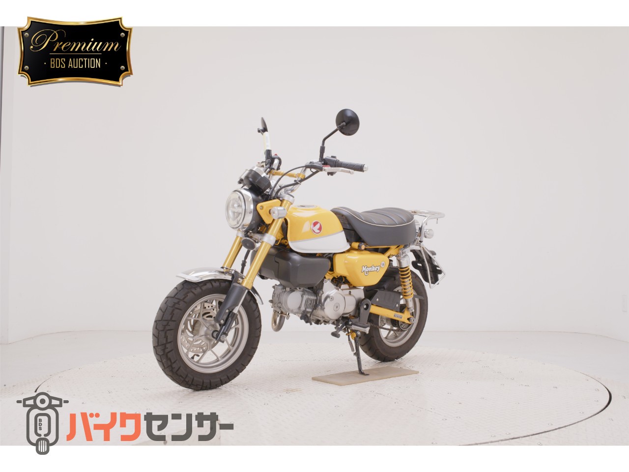 モンキー125　ヨシムラGPマグナム　ダウンフェンダー　タコメーター　リアキャリア　左右レバー_3
