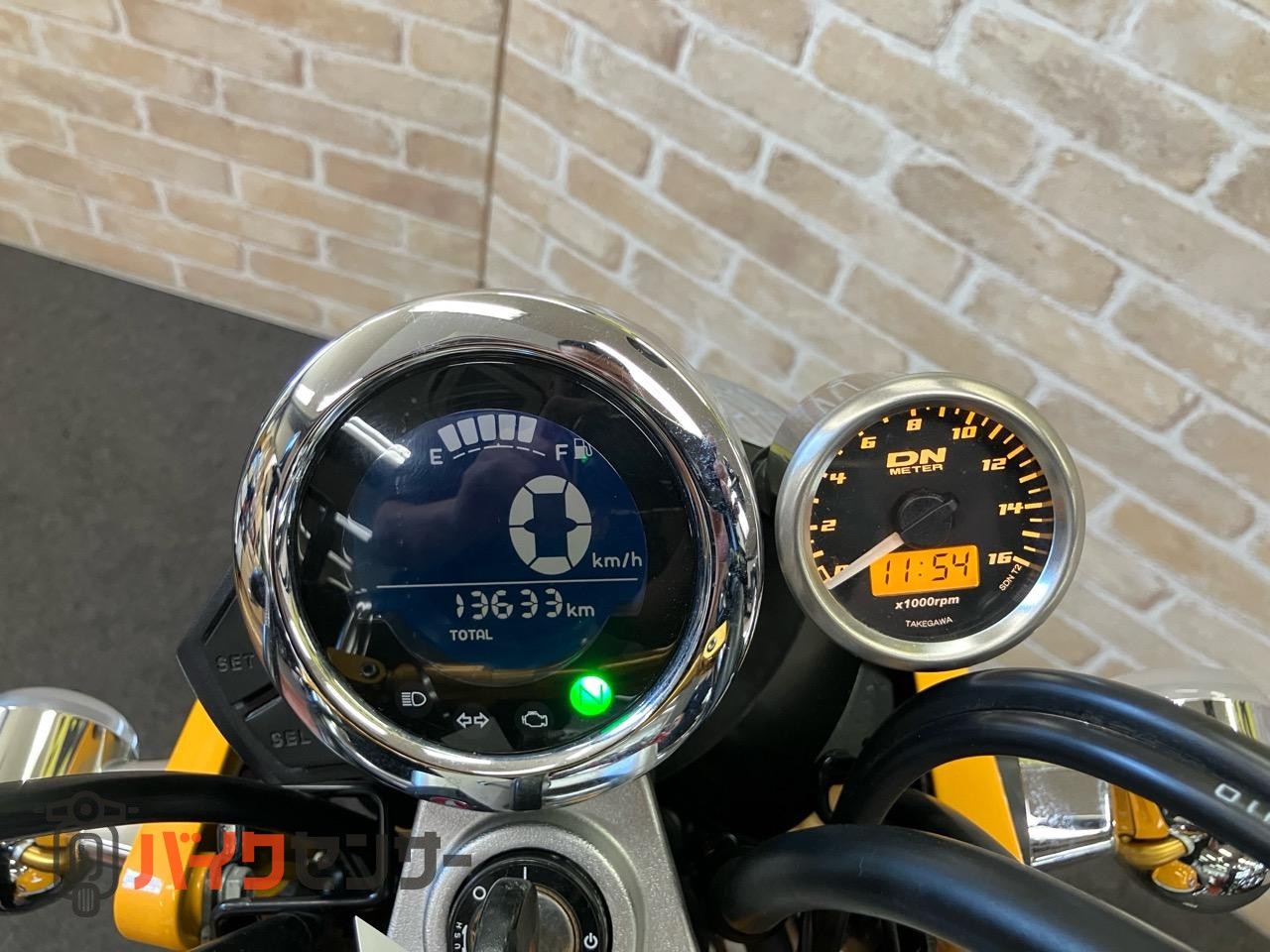 モンキー125 ヨシムラGPマグナム ダウンフェンダー タコメーター リアキャリア 左右レバー_7