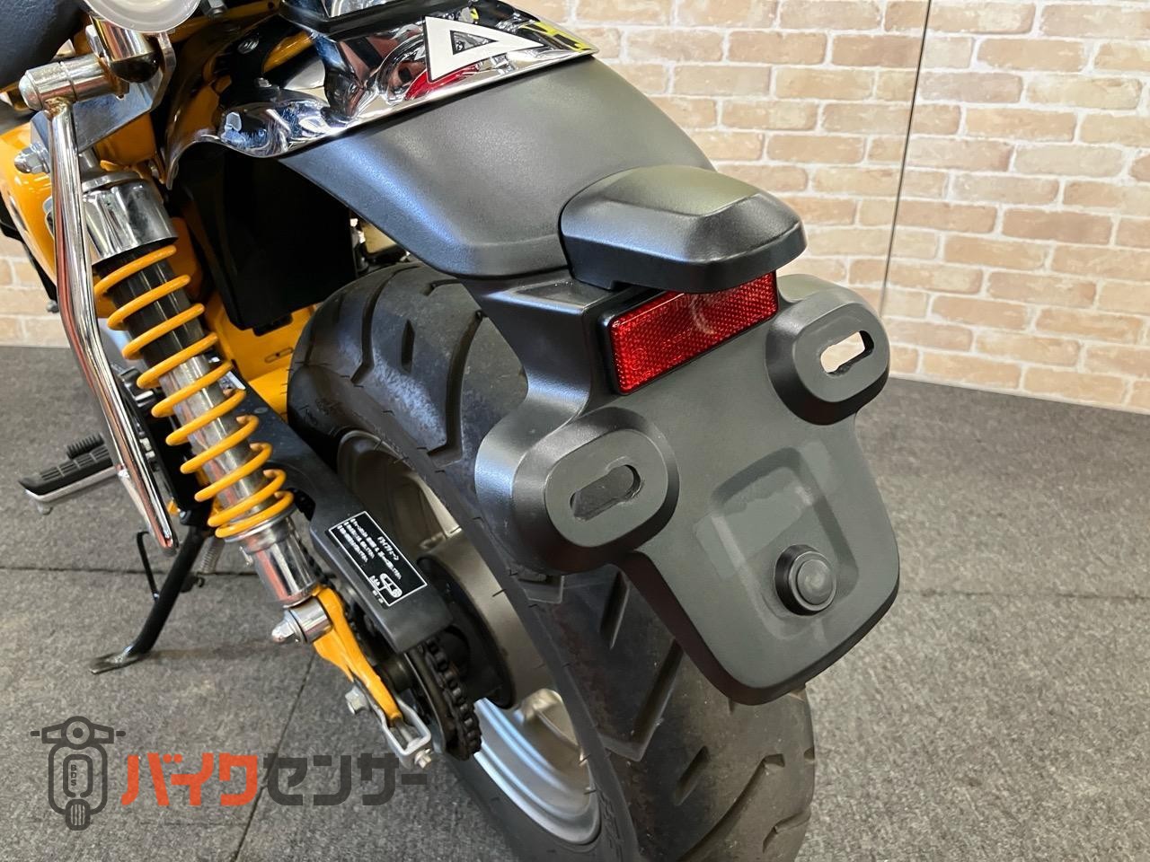 モンキー125 ヨシムラGPマグナム ダウンフェンダー タコメーター リアキャリア 左右レバー_17