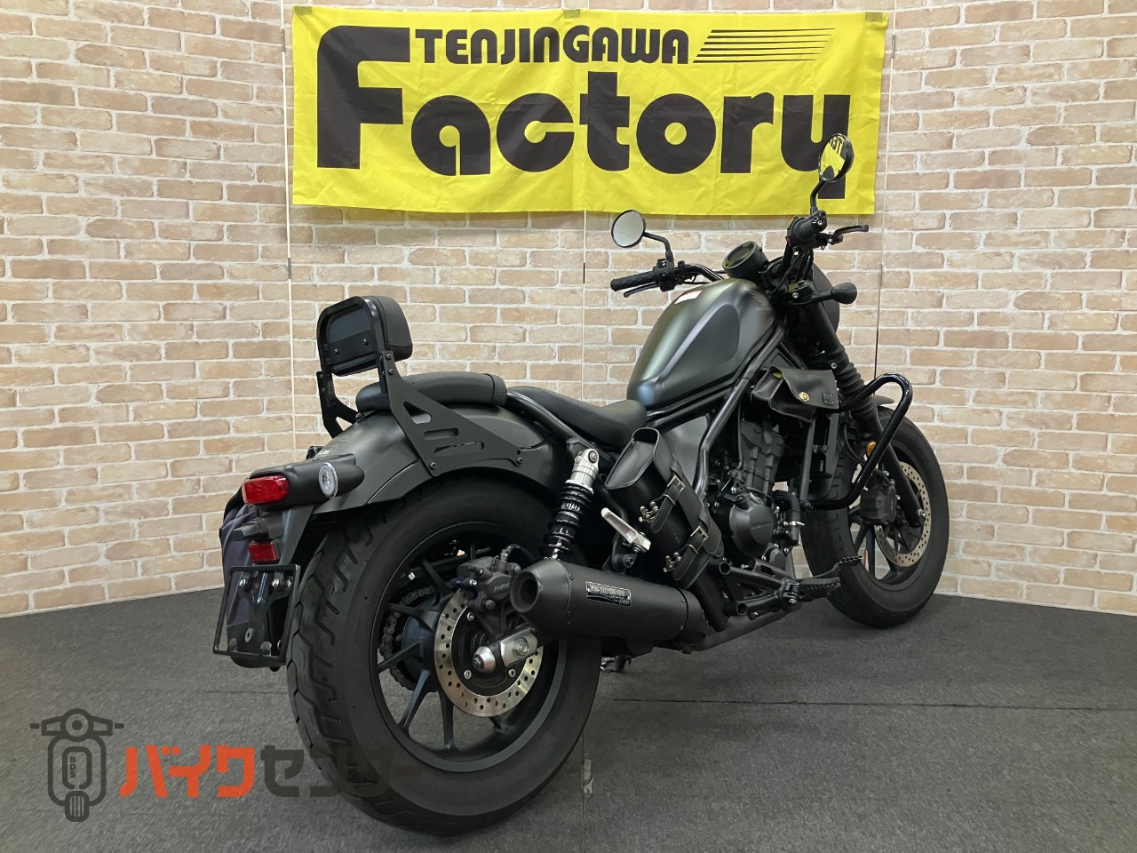 レブル250 Sエディション　モリワキフルエキ　オーリンズリアサス　パフォーマンスダンパー　エンジンガード　ETC 左右レバー等カスタム_4