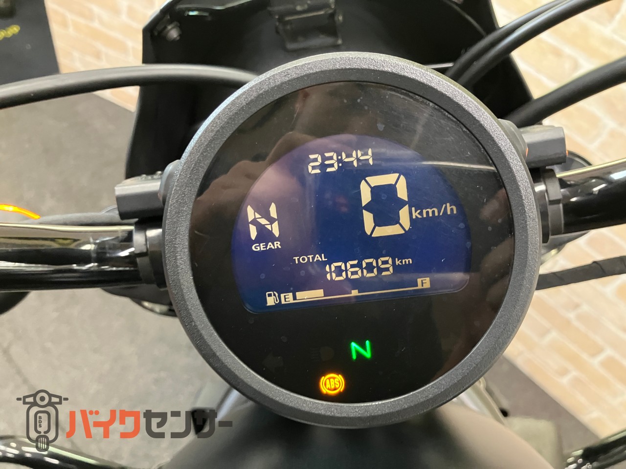 レブル250 Sエディション　モリワキフルエキ　オーリンズリアサス　パフォーマンスダンパー　エンジンガード　ETC 左右レバー等カスタム_11