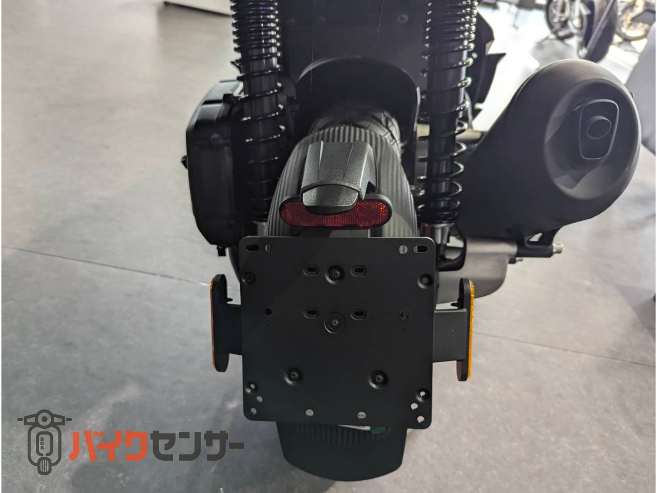 SR GT200　☆外観動画あり☆　新車　イリジウムグレー/5