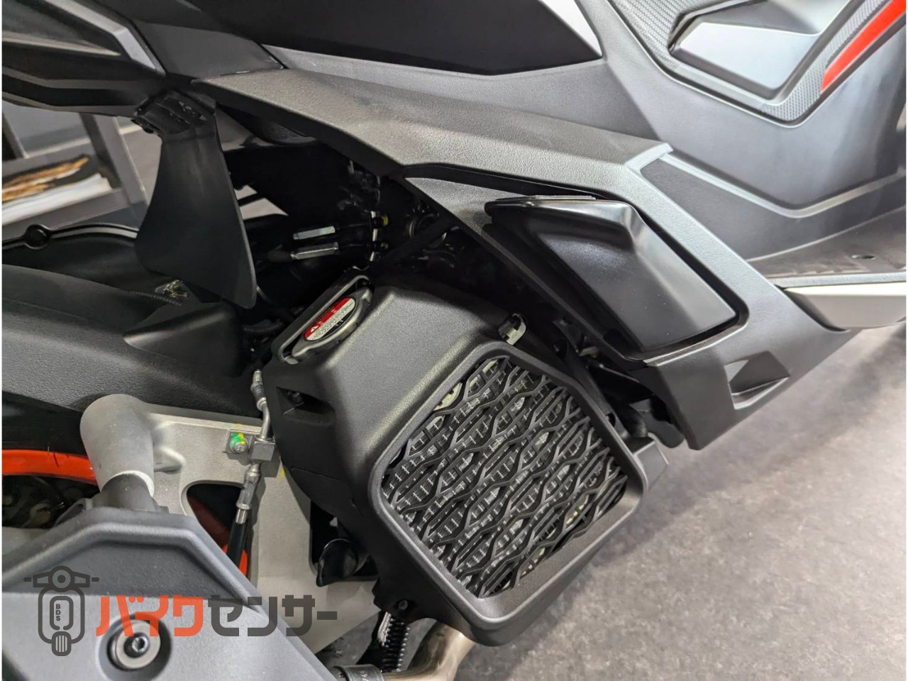 SR GT200　☆外観動画あり☆　新車　イリジウムグレー/26