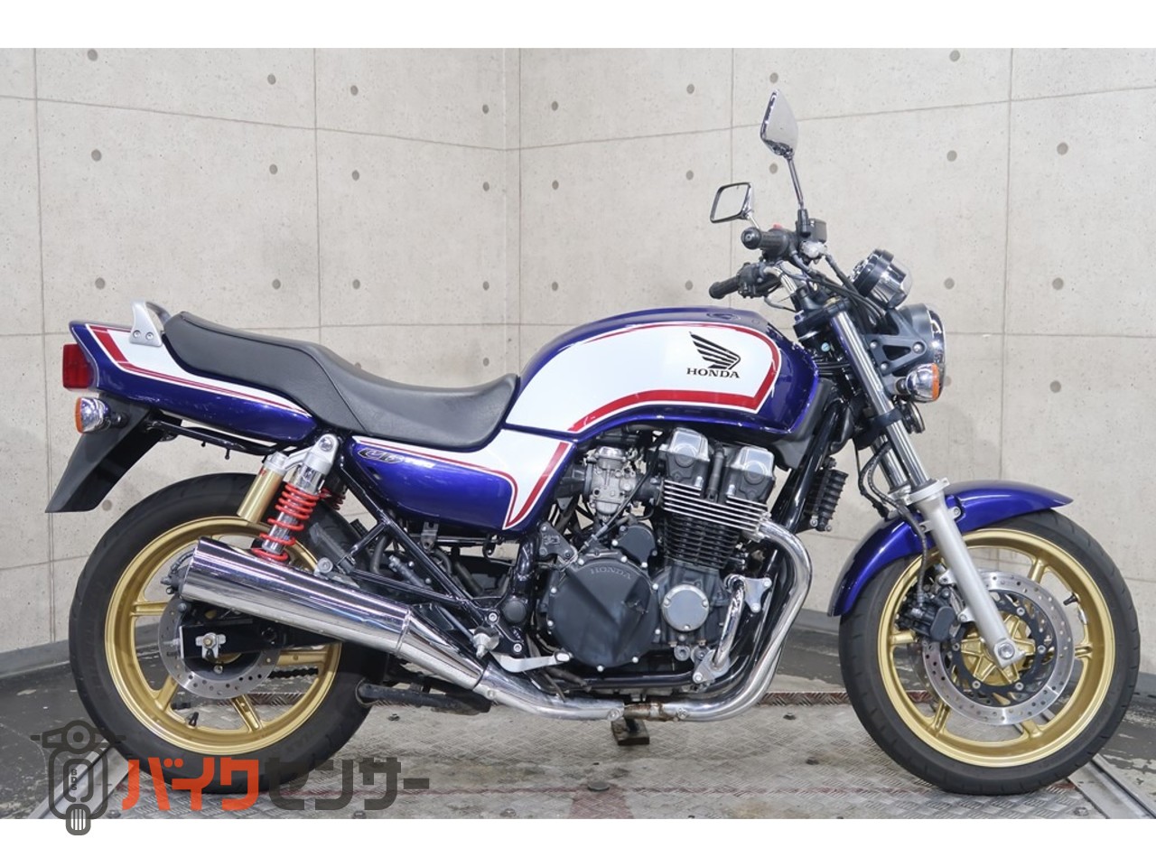 たー アディダス オリジナルス ZX 700 (メンズスニーカー) 価格比較 - 価格.com