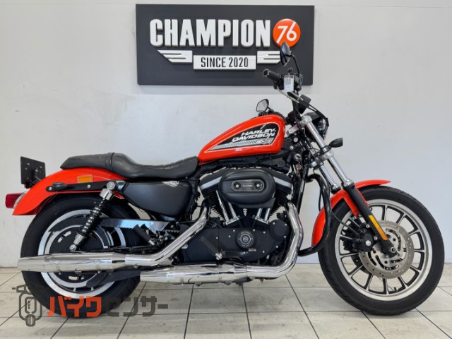 XL883R ノーマルマフラー　エンジンガード　ＵＳＢ　前後社外ウィンカー　２人乗り登録車　純正ＯＰタンクキャップ