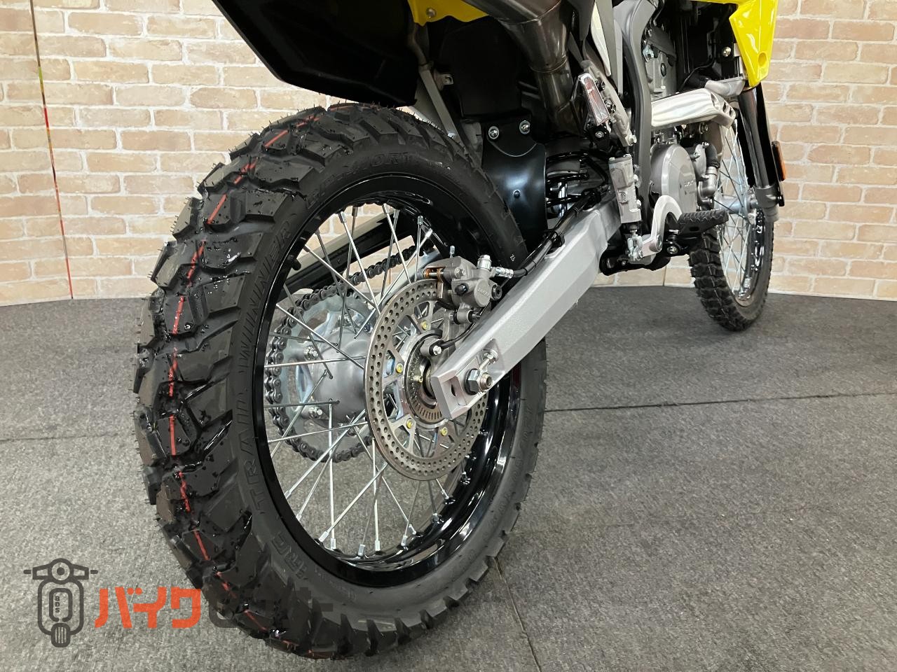 DR-Z4S 一台限り即納可能!_19