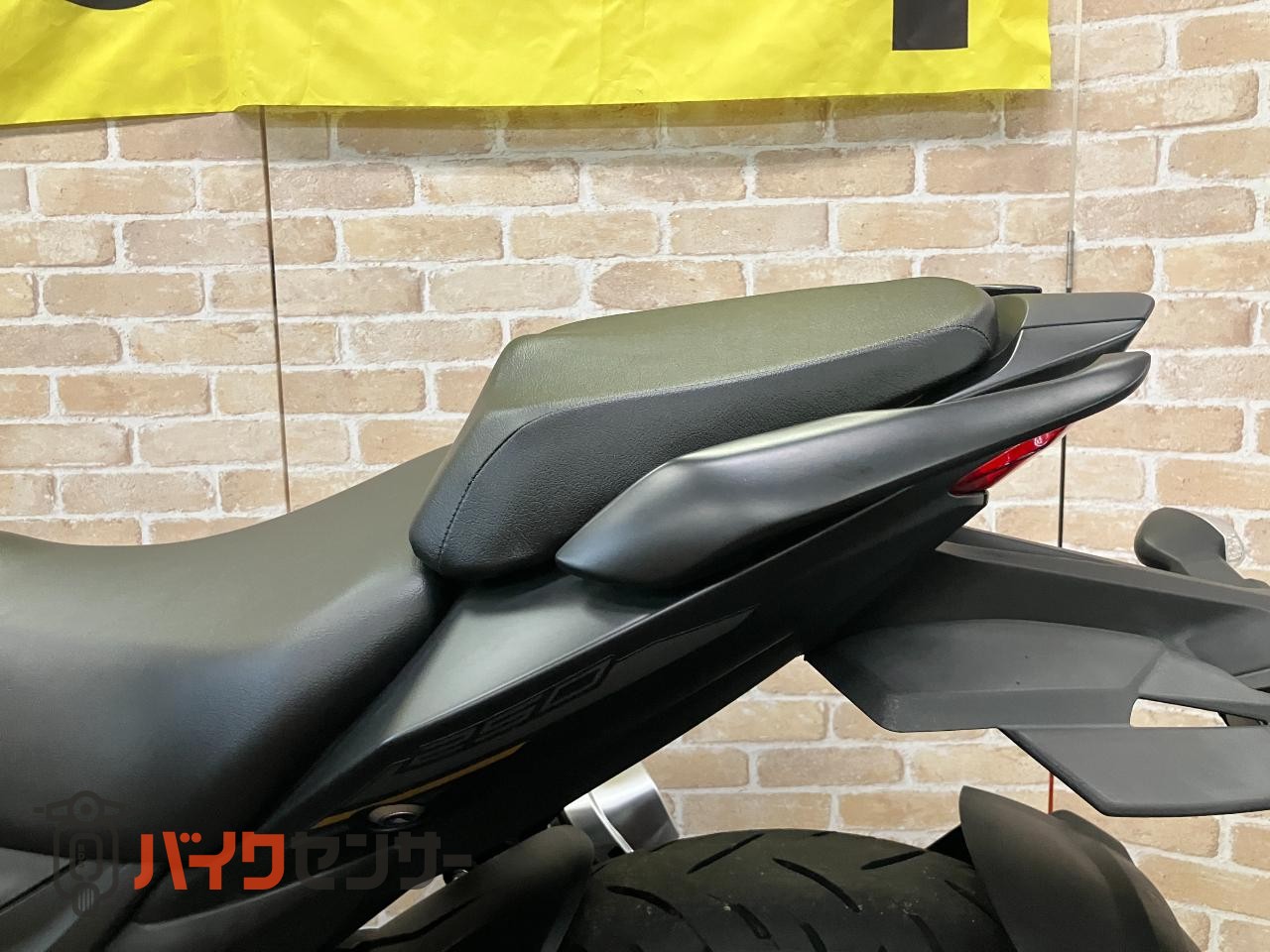 GIXXER SF250 ワンオーナー車 ノーマルコンディション_15