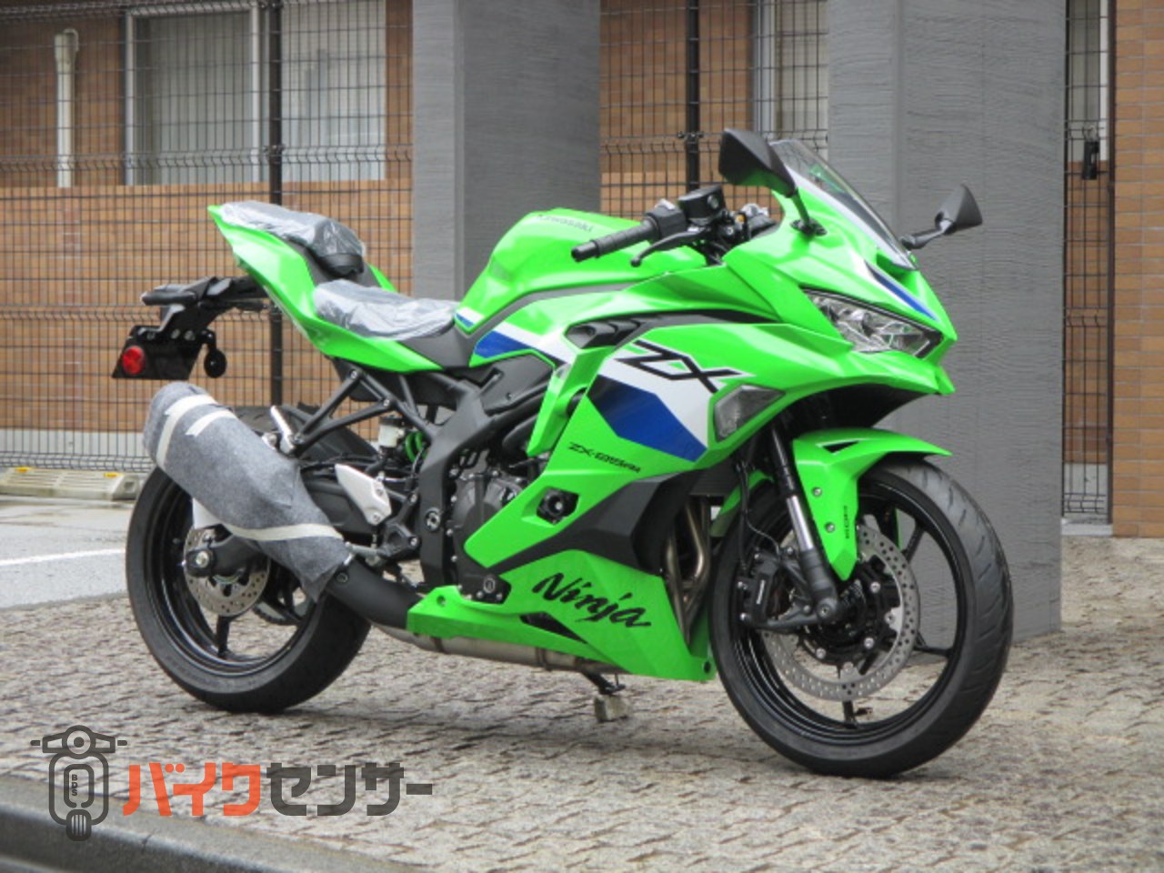 どない カワサキ NINJA ZX-25RR B568749| BDSバイクセンサー