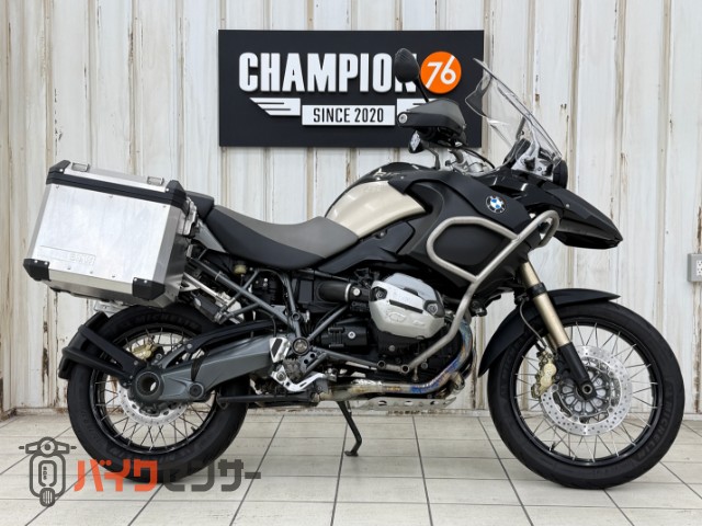 ＢＭＷ　Ｒ１２００ＧＳアドベンチャー　グリップヒーター　パニアケース