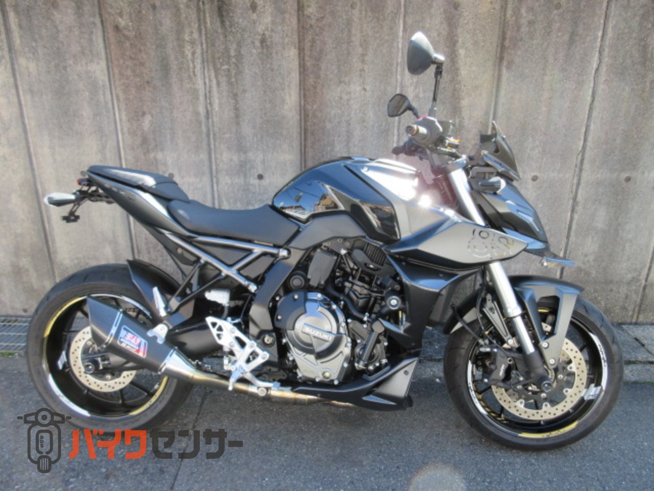 スズキ GSX-8S 2023年モデル ブラック Puig製ウイングレット