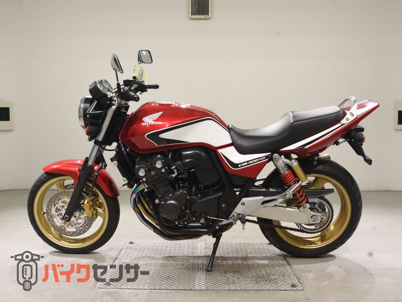 CB400 SUPER FOUR VTEC REVO インジェクションモデル　ヨシムラチタンフルエキゾースト　社外リアサス_1