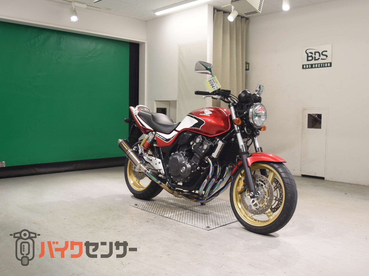 CB400 SUPER FOUR VTEC REVO インジェクションモデル　ヨシムラチタンフルエキゾースト　社外リアサス_2