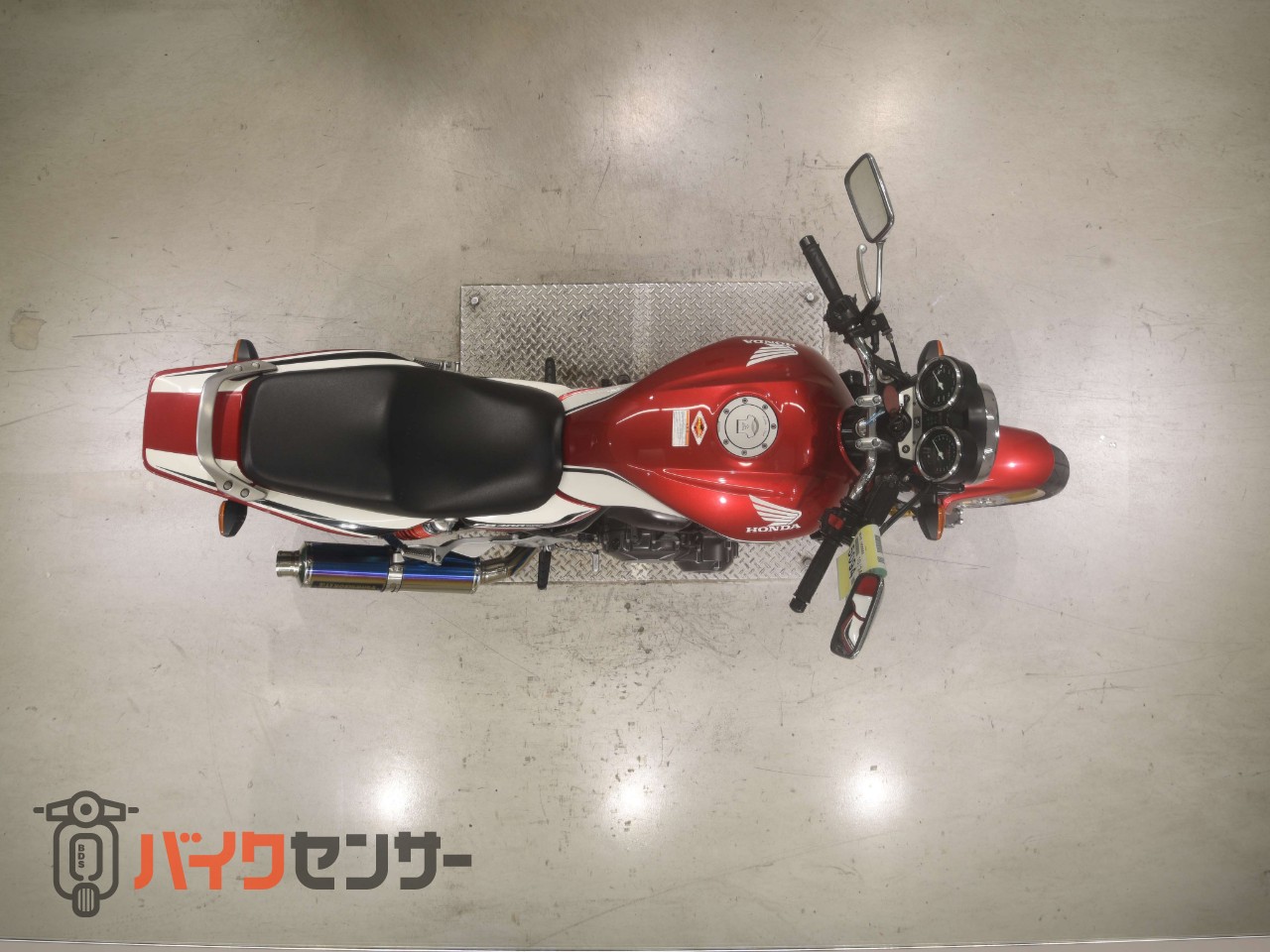 CB400 SUPER FOUR VTEC REVO インジェクションモデル　ヨシムラチタンフルエキゾースト　社外リアサス_6