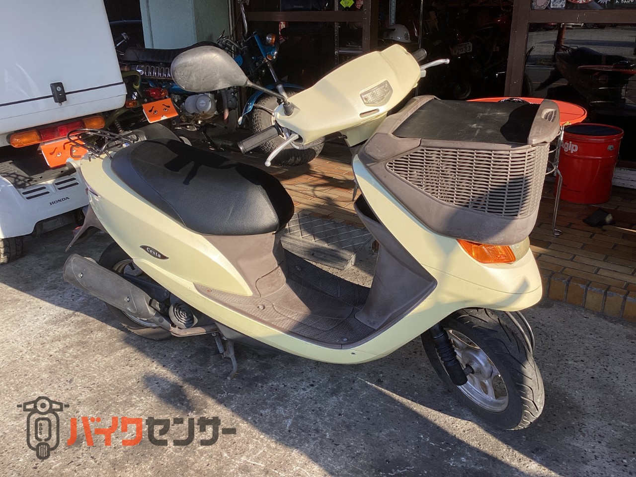 ホンダ　DIO CESTA黄色ナンバー登録車 ホンダ ライブDIO 2種登録済 黄色ナンバー ホンダDIO CESTA黄色