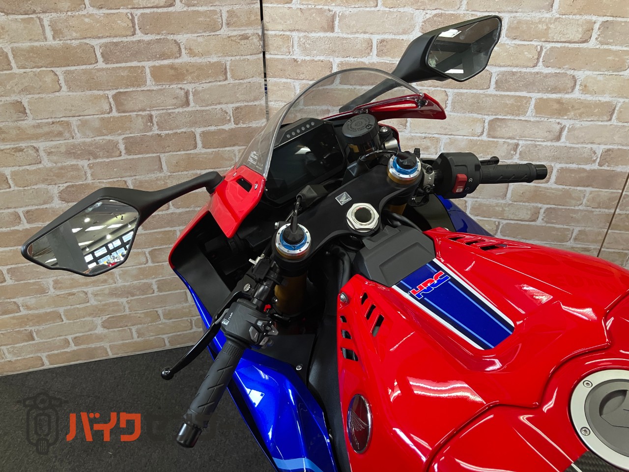CBR1000RR-R　SP　 カーボンタンクカバー　シングルシート　フェンダーレス　アラーム_14