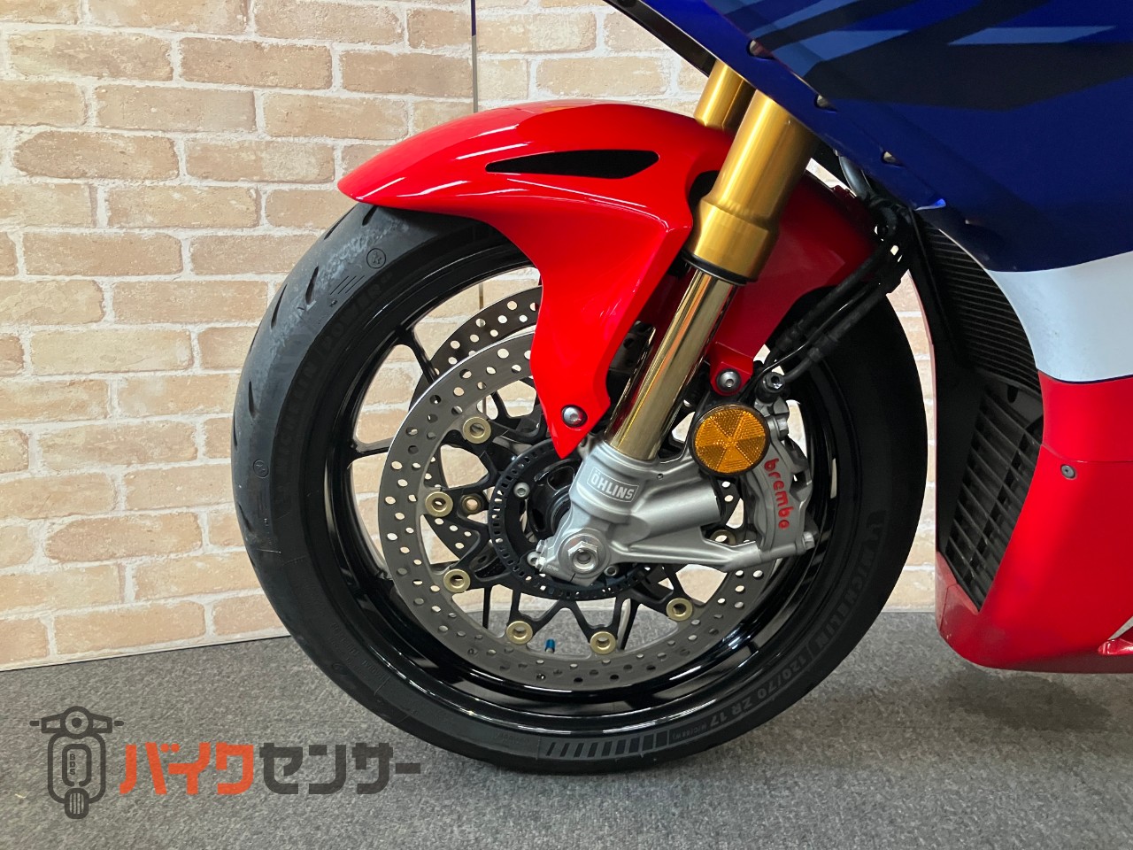 CBR1000RR-R　SP　 カーボンタンクカバー　シングルシート　フェンダーレス　アラーム_18