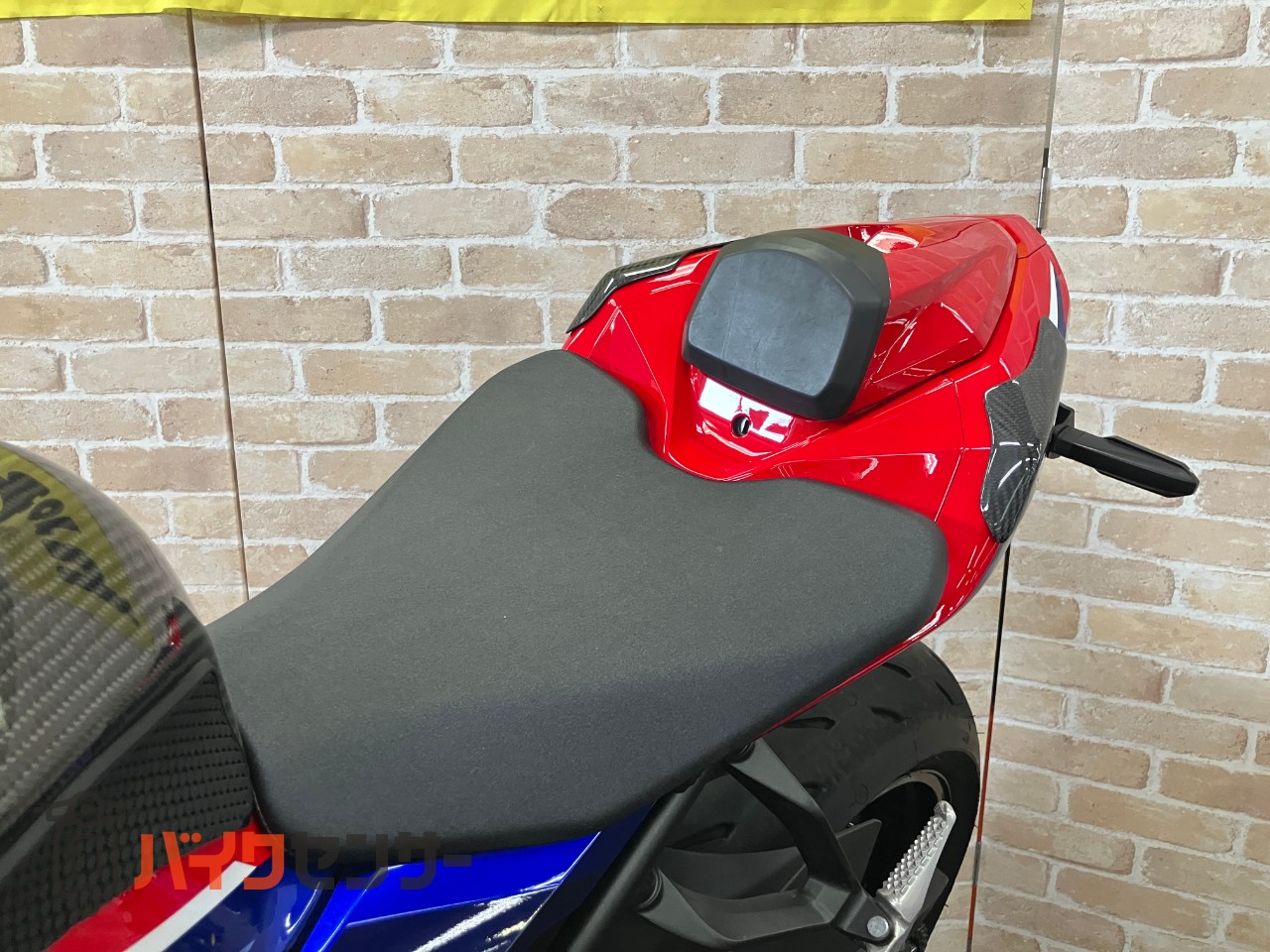 CBR1000RR-R　SP　 カーボンタンクカバー　シングルシート　フェンダーレス　アラーム_28