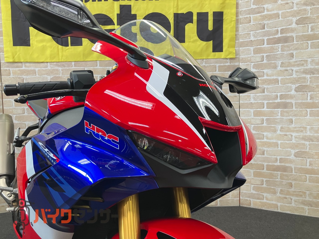 CBR1000RR-R　SP　 カーボンタンクカバー　シングルシート　フェンダーレス　アラーム_29