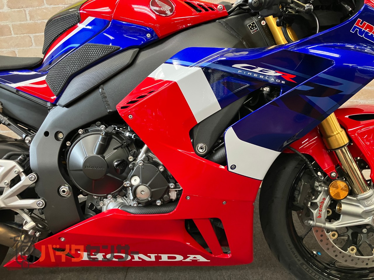 CBR1000RR-R　SP　 カーボンタンクカバー　シングルシート　フェンダーレス　アラーム_36