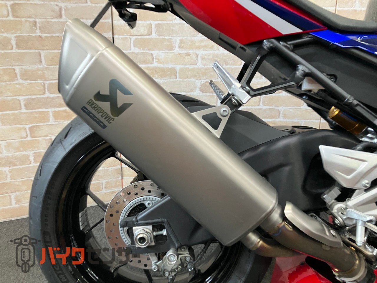 CBR1000RR-R　SP　 カーボンタンクカバー　シングルシート　フェンダーレス　アラーム_39