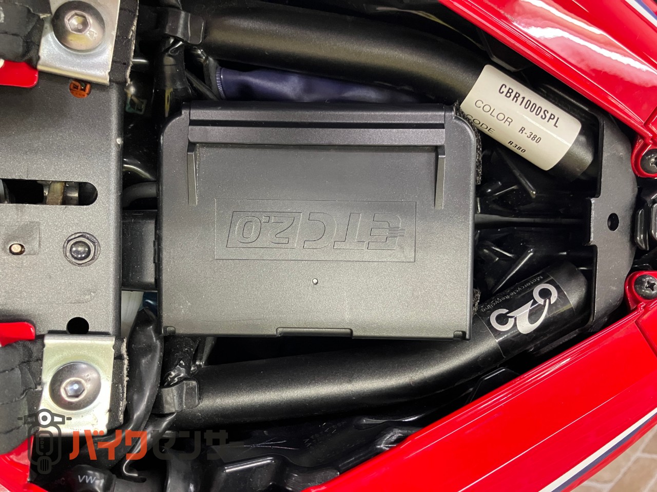 CBR1000RR-R　SP　 カーボンタンクカバー　シングルシート　フェンダーレス　アラーム_41