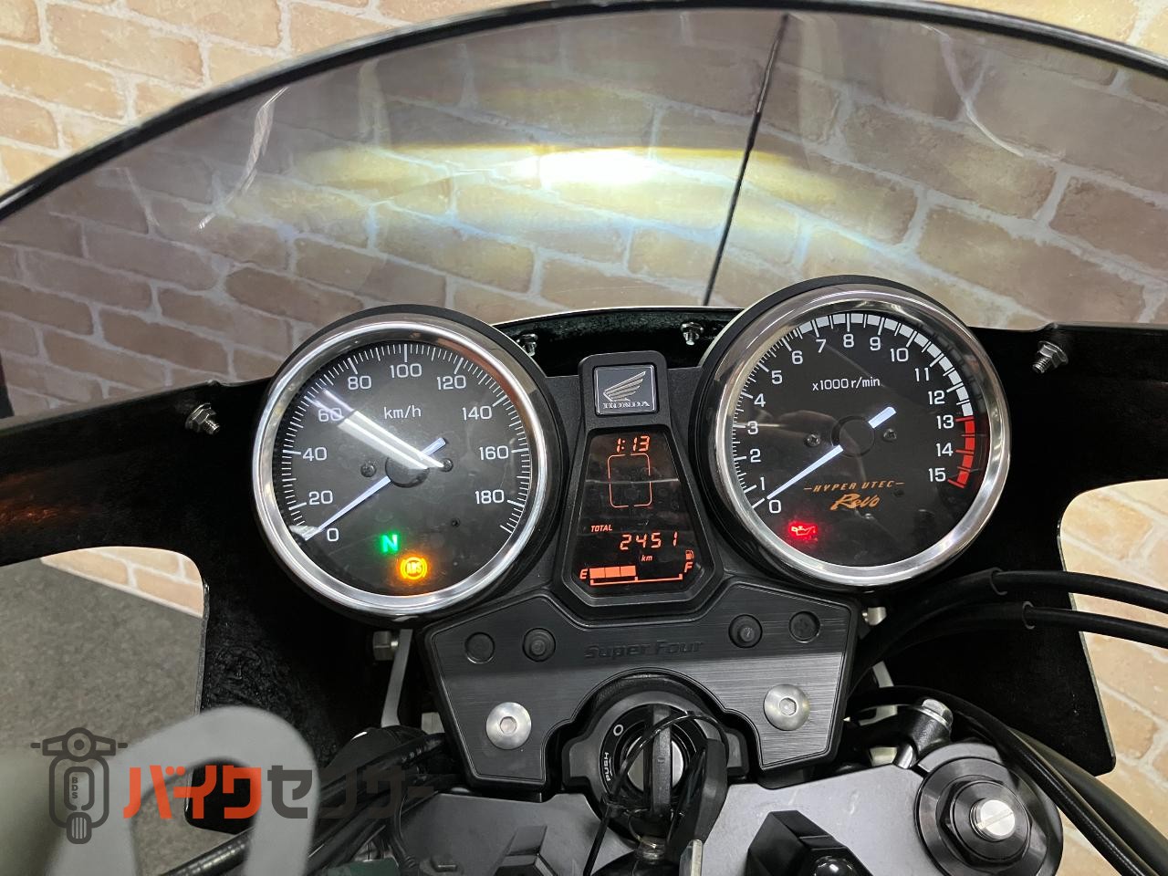 CB400 SUPER FOUR VTEC REVO ナイトロンリアサス ワイバンフルエキ ゲイルスピードホイール ブレーキ等フルカスタム_10