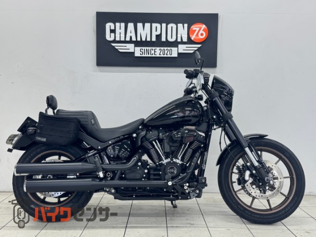 FXLRSソフテイルローライダーS スラッシンサイドバッグ　シーシーバー　ＵＳＢ１口　２人乗り登録車　ＥＴＣ２．０