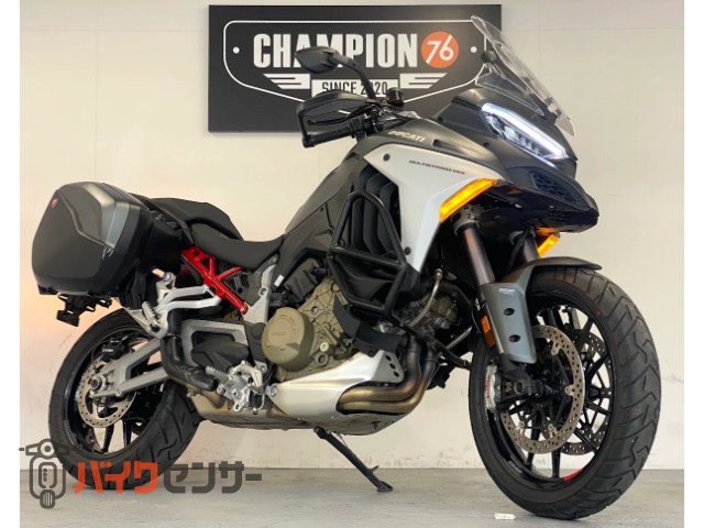 ムルティストラーダV4S ＡＥＬＬＡ可変ハンドル　クイックシフター　サイドパニア付き　エンジンガード　レーダー付き　ＥＴＣ