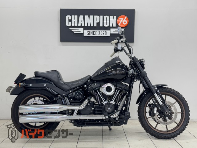 FXLRSソフテイルローライダーS Ｓ＆Ｓエアクリ　ラペラシート　社外ライザー、ハンドル　ウィンカーエクステンション　グリップ