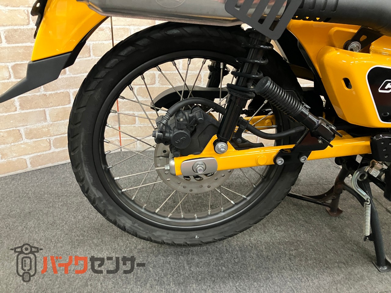 CT125ハンターカブ モリワキマフラー　メーターバイザー　センターキャリア_9