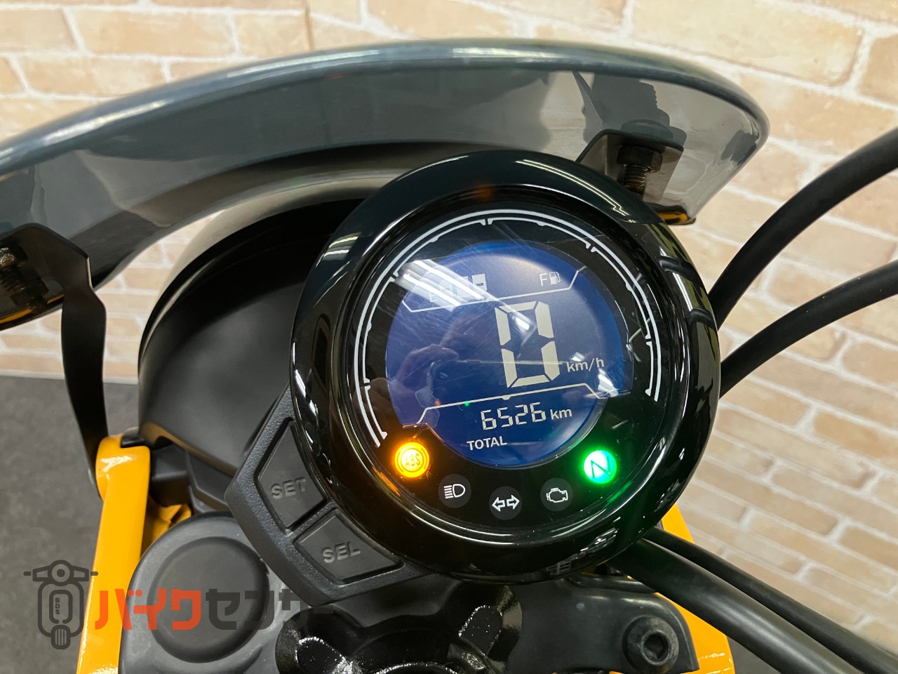 CT125ハンターカブ モリワキマフラー　メーターバイザー　センターキャリア_17