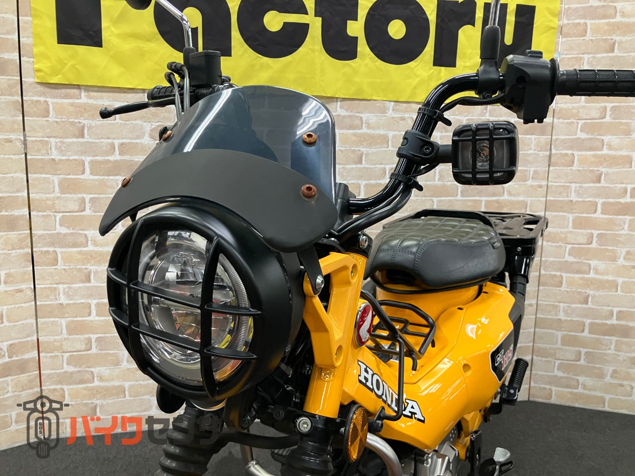 CT125ハンターカブ モリワキマフラー　メーターバイザー　センターキャリア_24