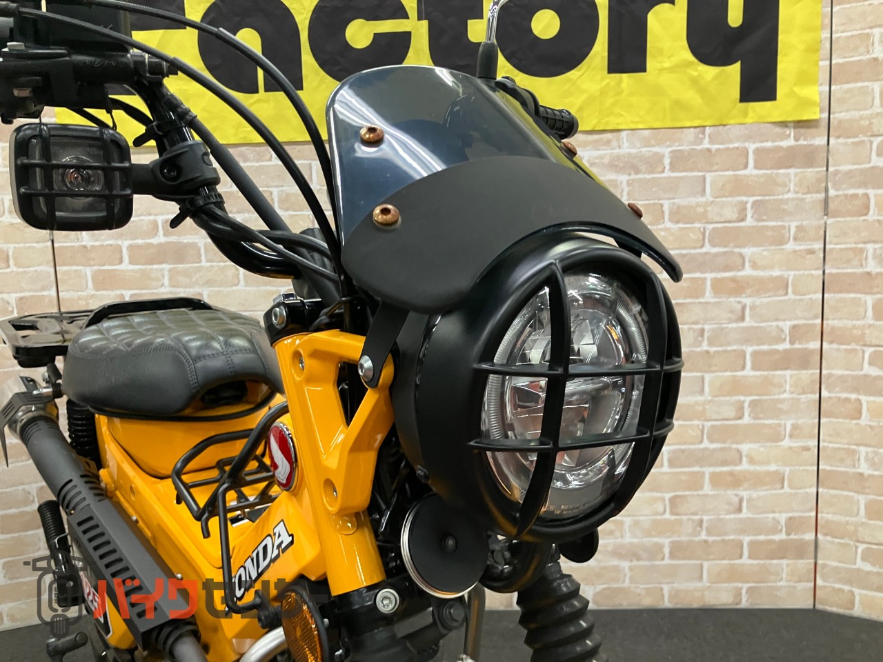 CT125ハンターカブ モリワキマフラー　メーターバイザー　センターキャリア_27