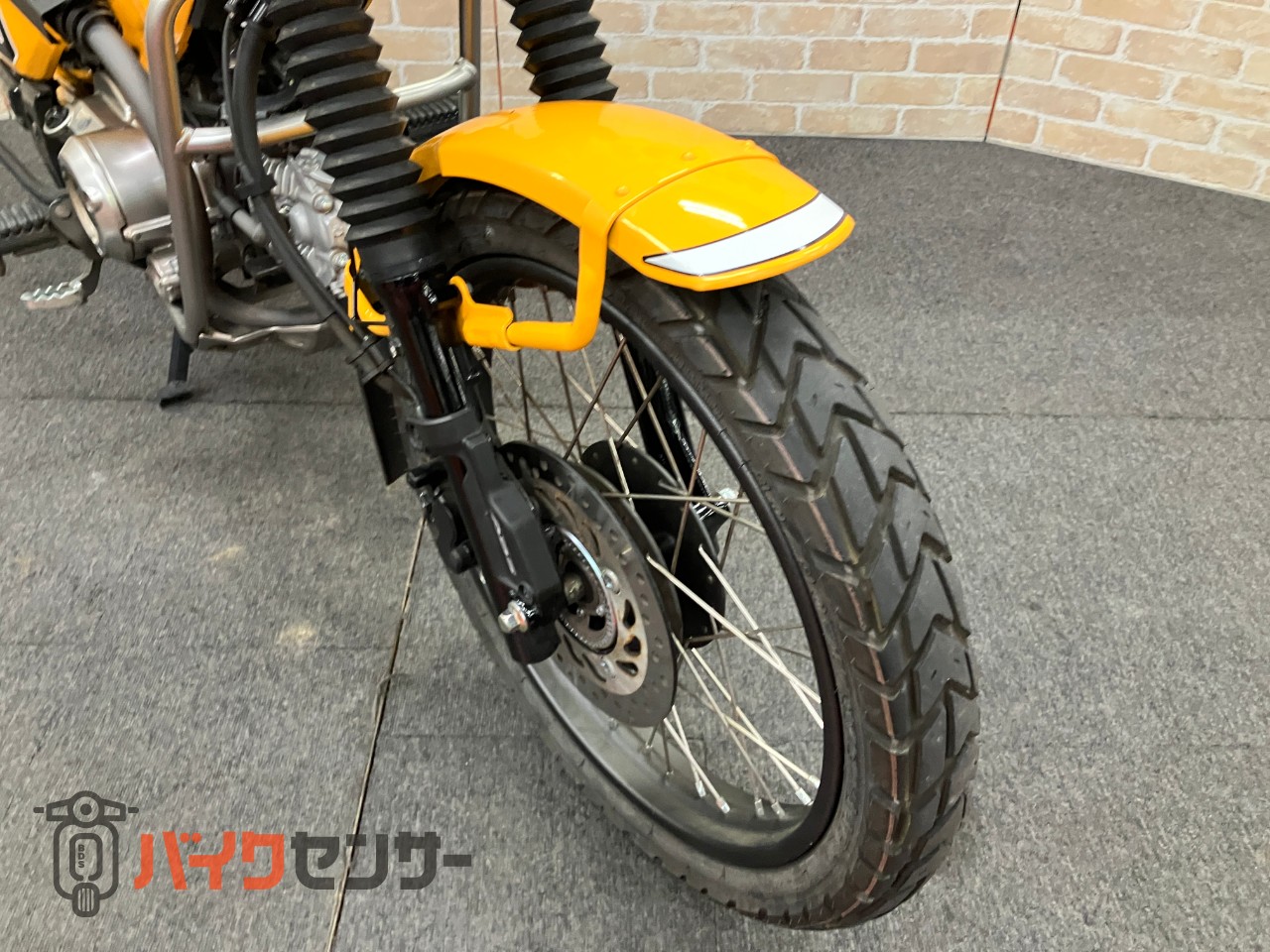 CT125ハンターカブ モリワキマフラー　メーターバイザー　センターキャリア_28