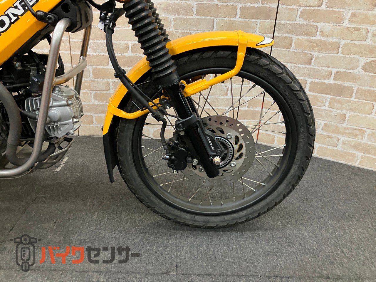 CT125ハンターカブ モリワキマフラー　メーターバイザー　センターキャリア_31