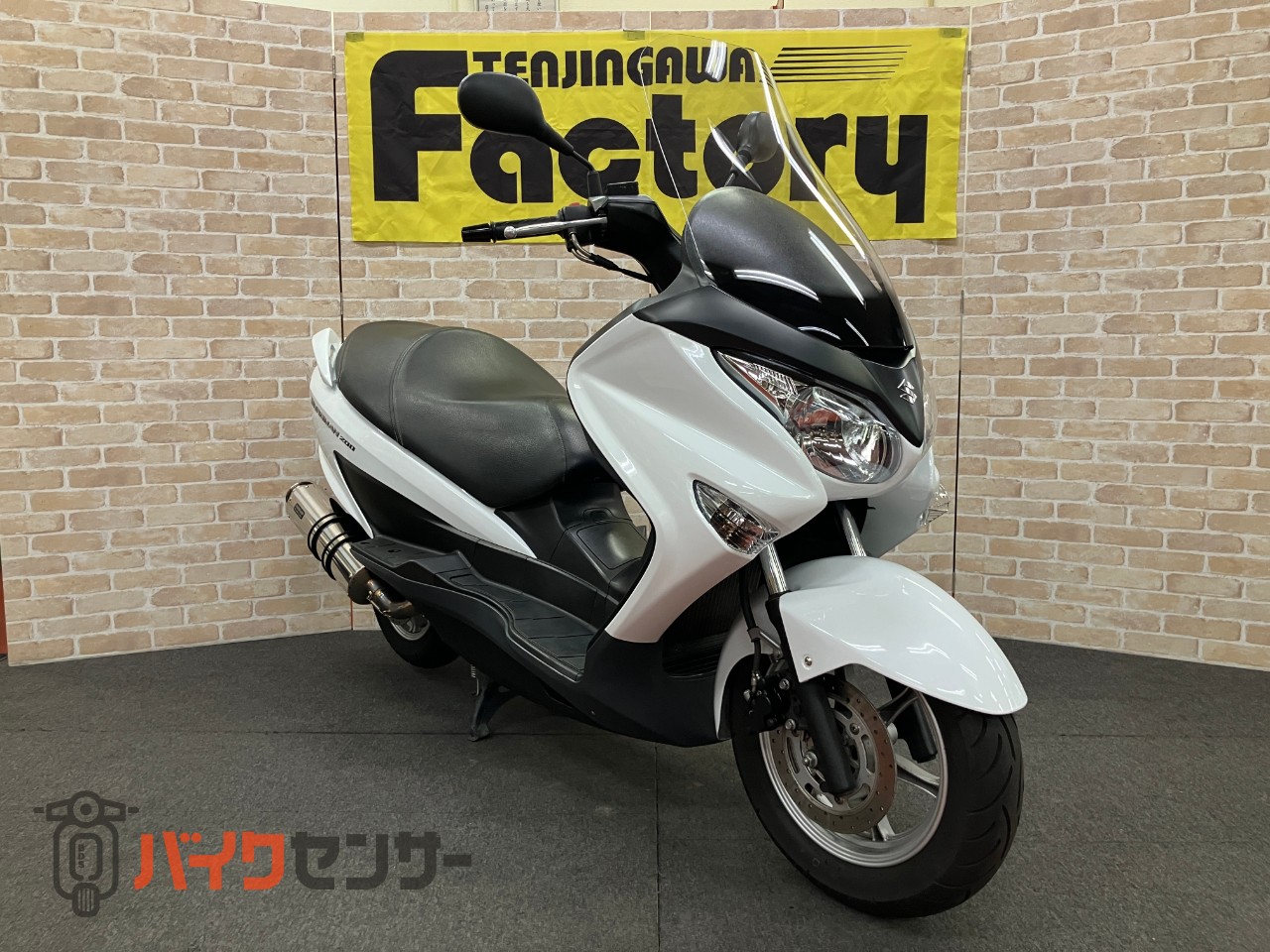 バーグマン200 ビームスマフラー 生産終了車_2