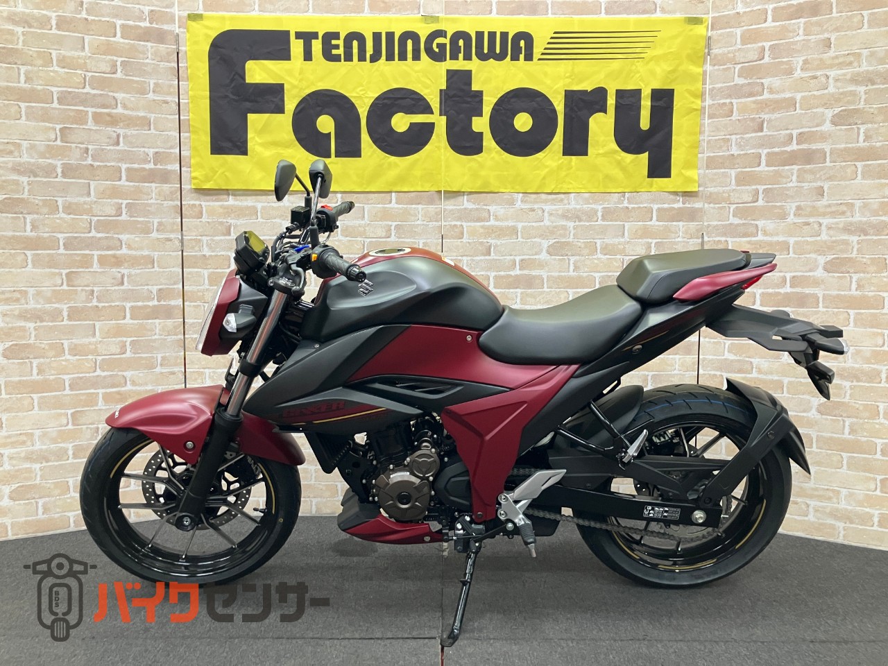 GIXXER250 2025年モデル　ＬＥＤヘッドライト　油冷シングルエンジン_1