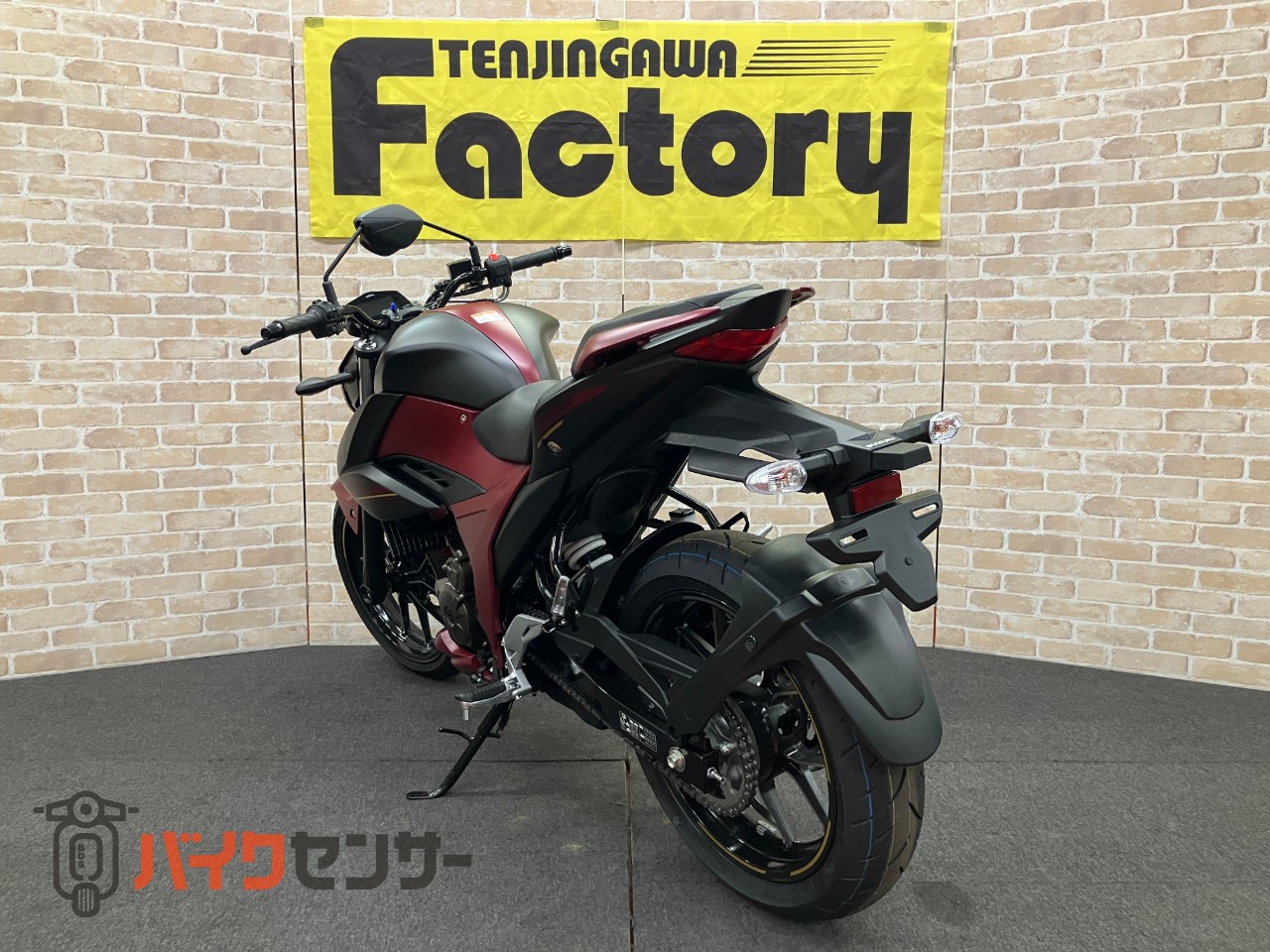 GIXXER250 2025年モデル　ＬＥＤヘッドライト　油冷シングルエンジン_5