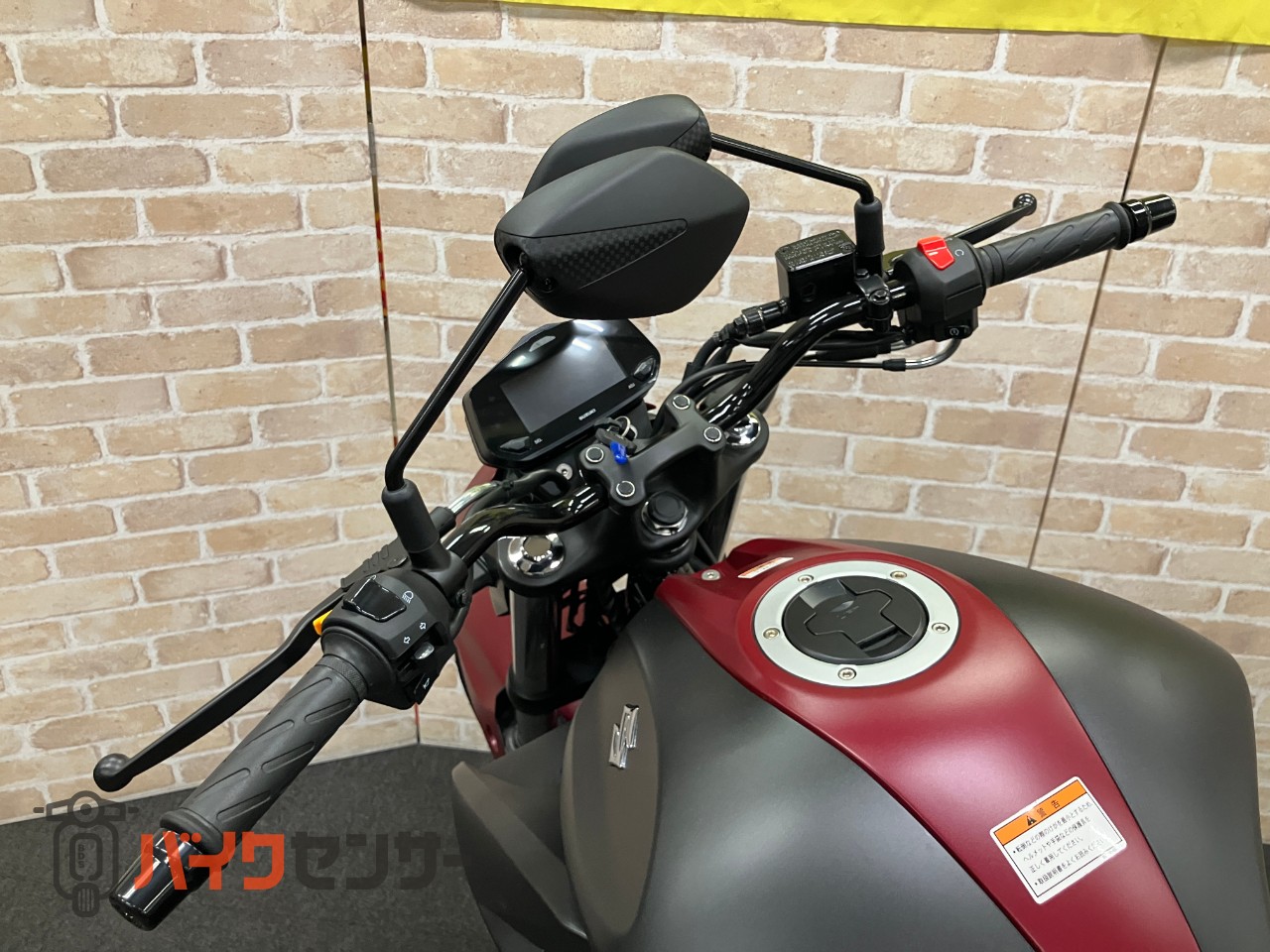 GIXXER250 2025年モデル　ＬＥＤヘッドライト　油冷シングルエンジン_8