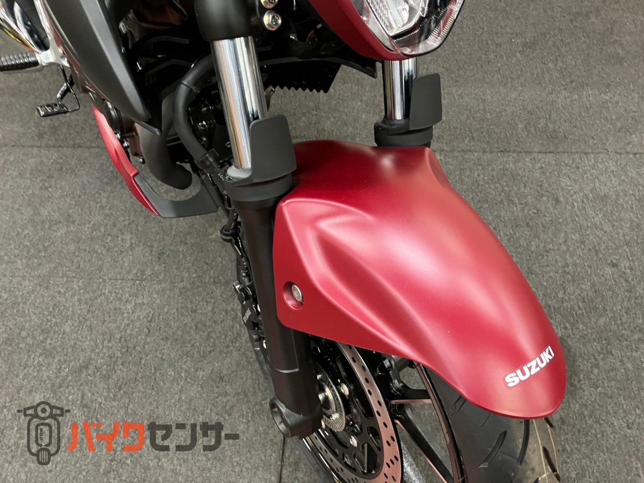 GIXXER250 2025年モデル　ＬＥＤヘッドライト　油冷シングルエンジン_18