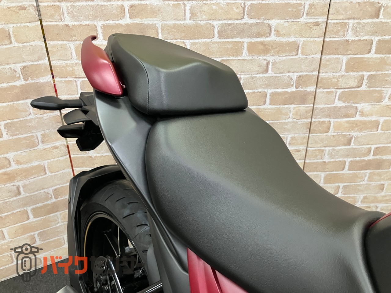 GIXXER250 2025年モデル　ＬＥＤヘッドライト　油冷シングルエンジン_19