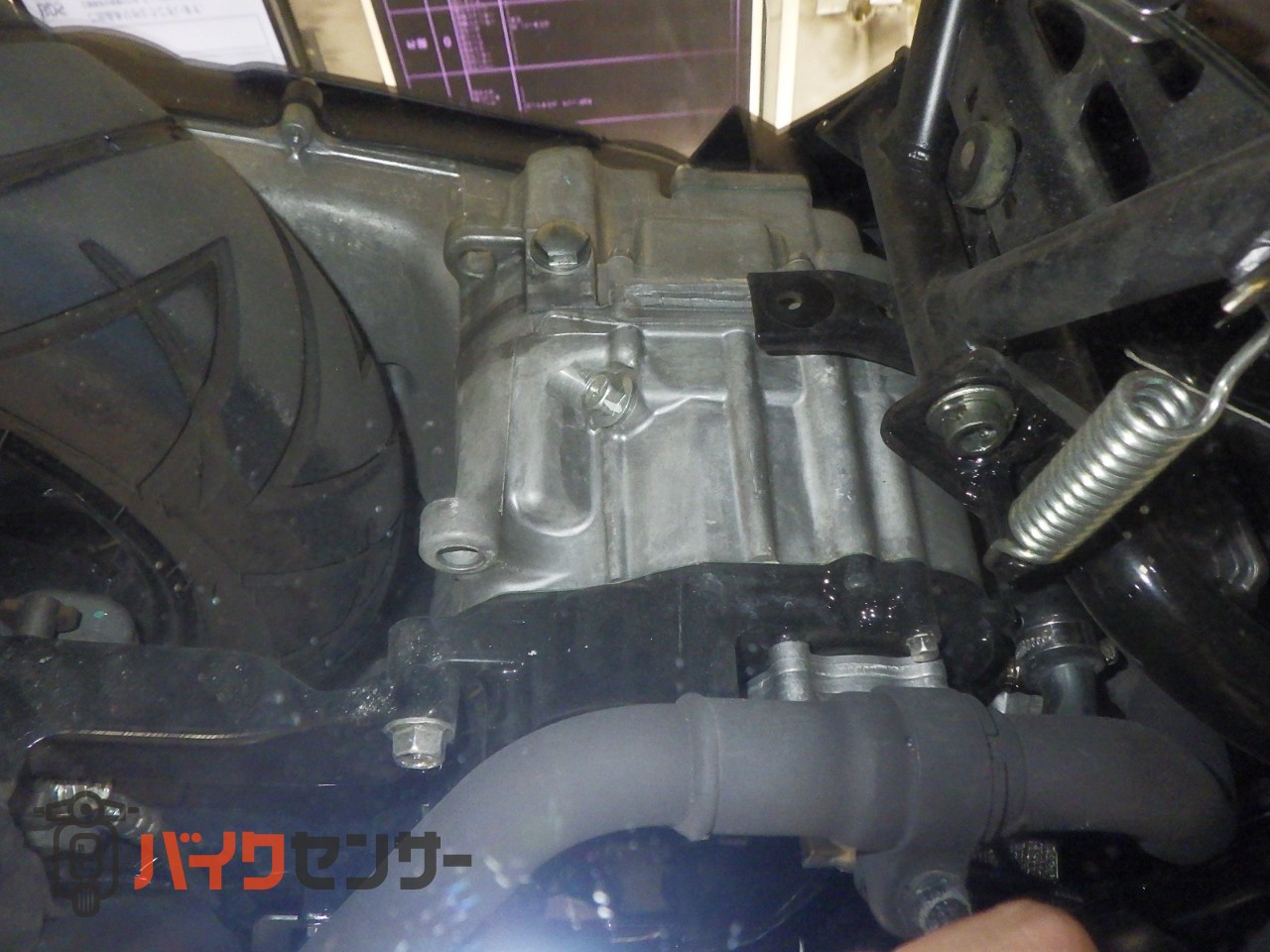 バーグマン200 ABS バックレスト グリップヒーター マウントバー_6