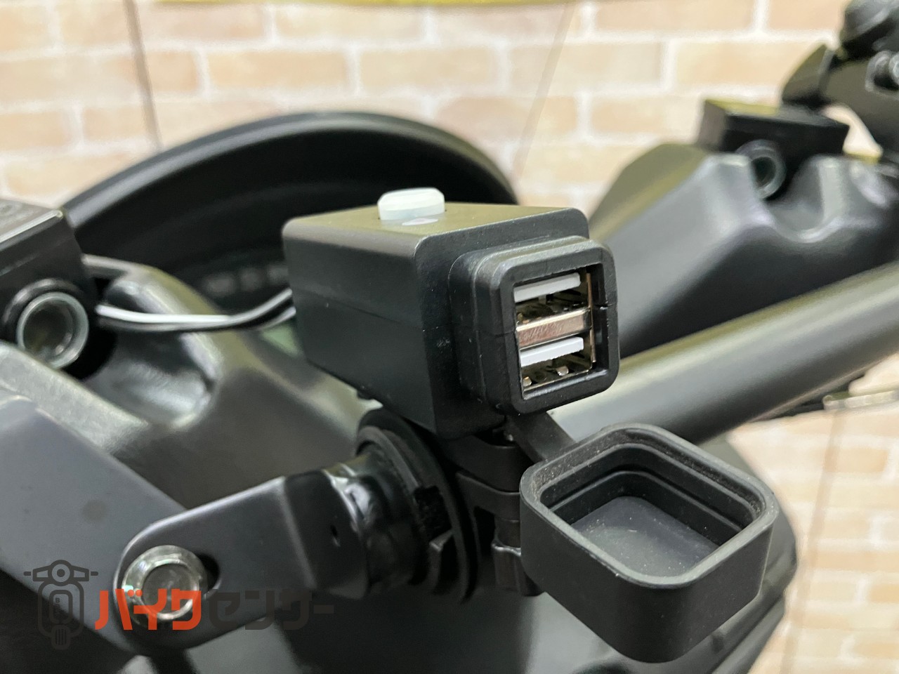 バーグマン200 ABS 最終M1モデル バックレスト グリップヒーター マウントバー_11