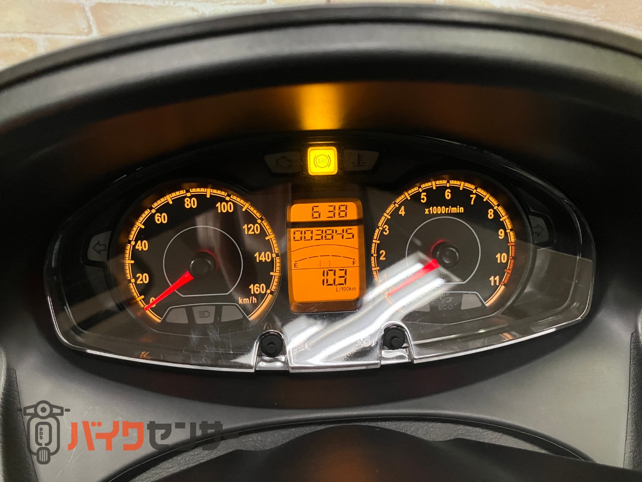 バーグマン200 ABS 最終M1モデル バックレスト グリップヒーター マウントバー_12