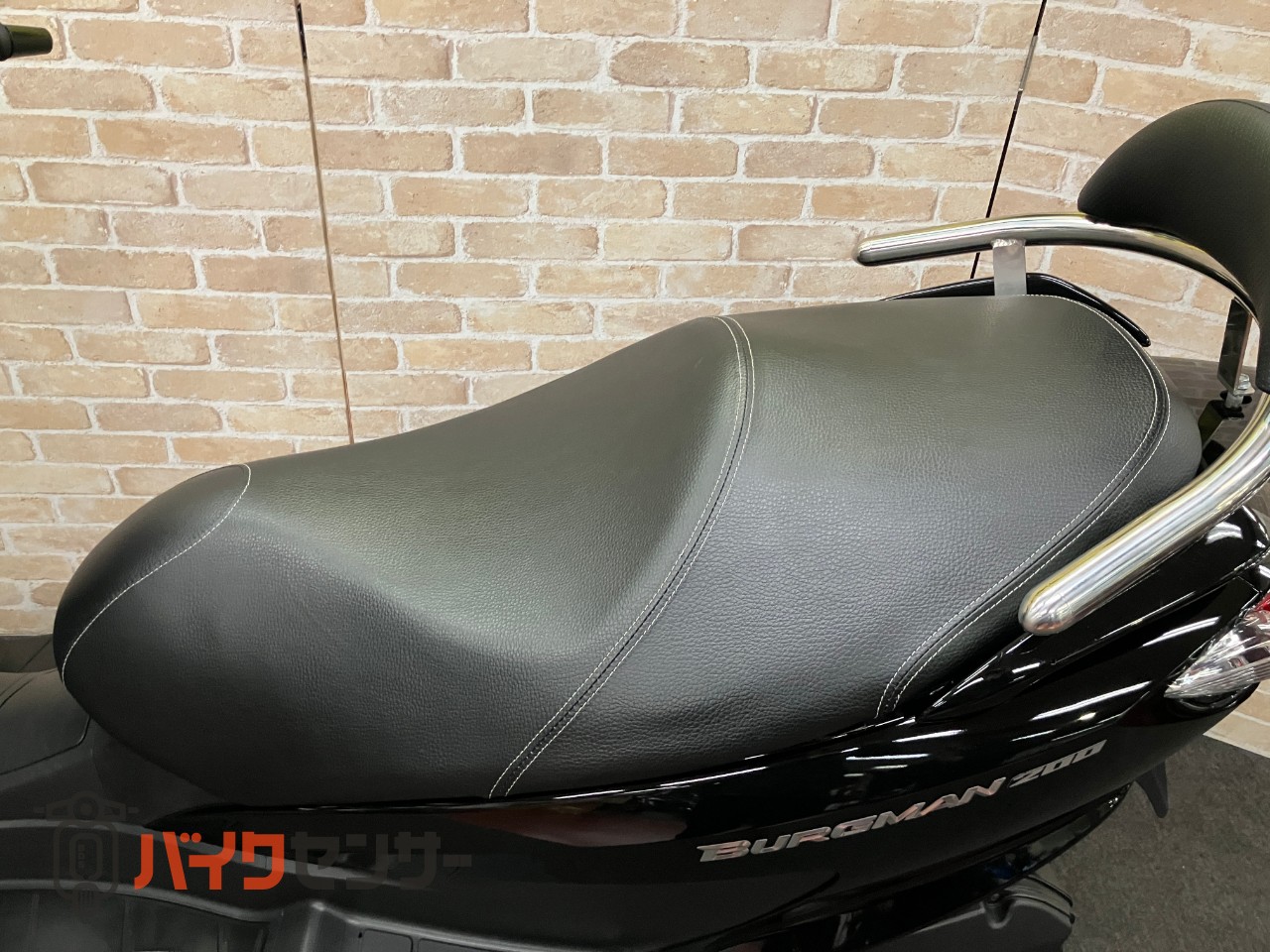 バーグマン200 ABS 最終M1モデル バックレスト グリップヒーター マウントバー_19