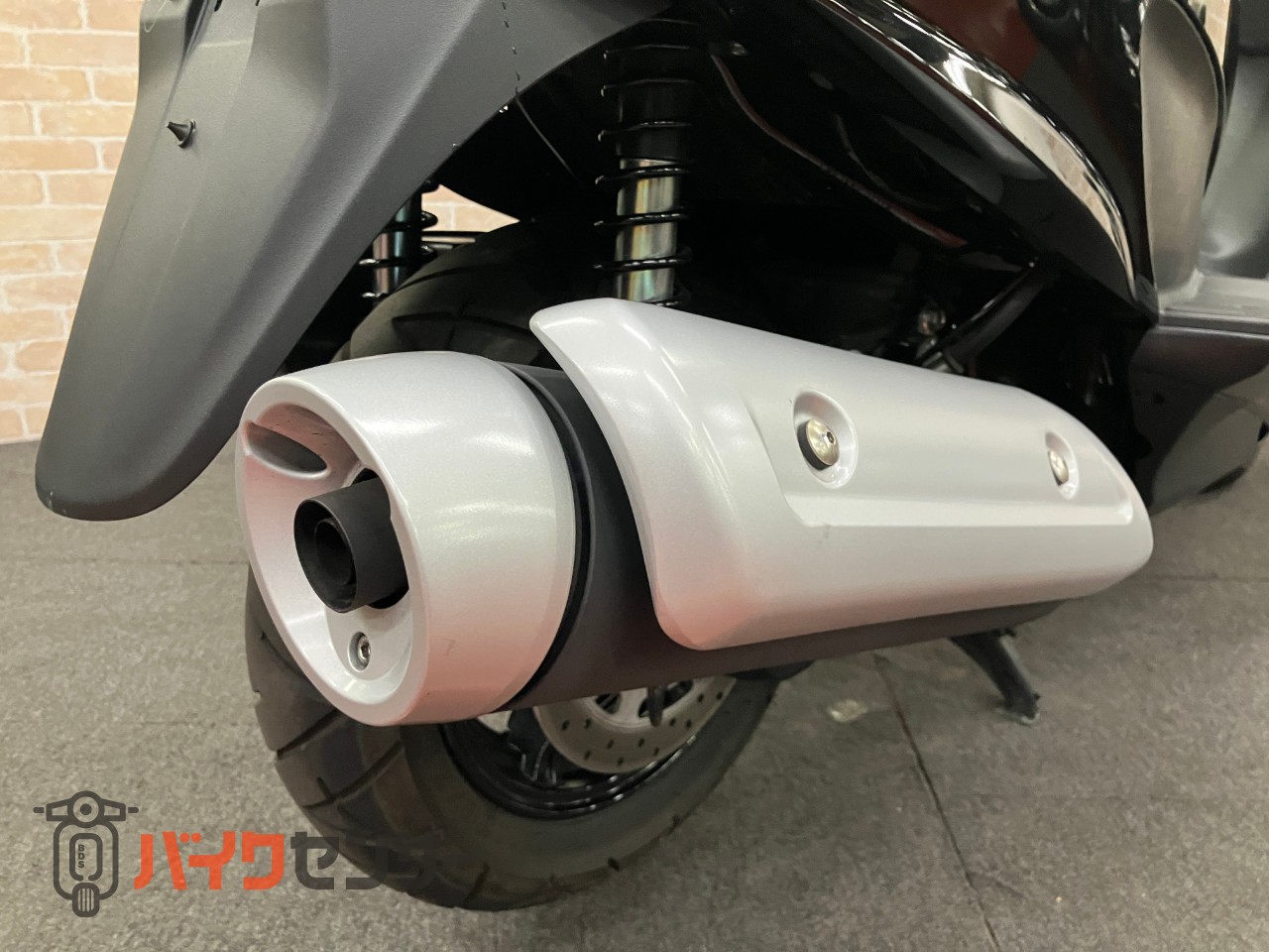 バーグマン200 ABS 最終M1モデル バックレスト グリップヒーター マウントバー_44