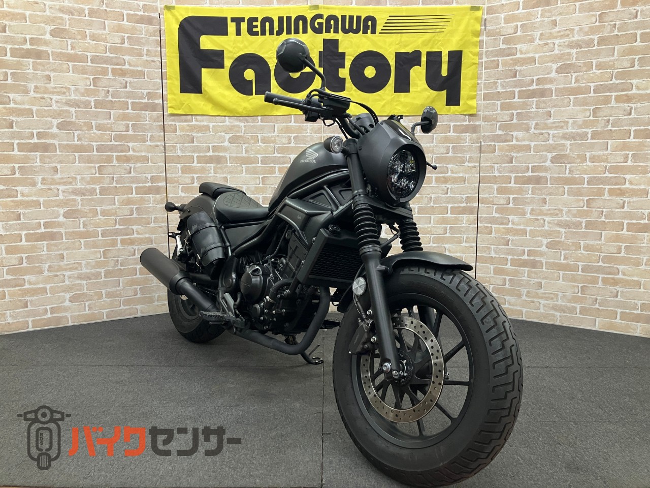 レブル250 Sエディション　ディアブロ　フレームカバー　BEAMS パワーヘッダースリップオン　黒シート変更済_2