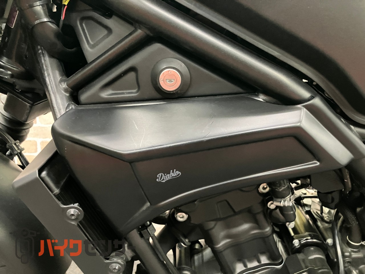 レブル250 Sエディション　ディアブロ　フレームカバー　BEAMS パワーヘッダースリップオン　黒シート変更済_11