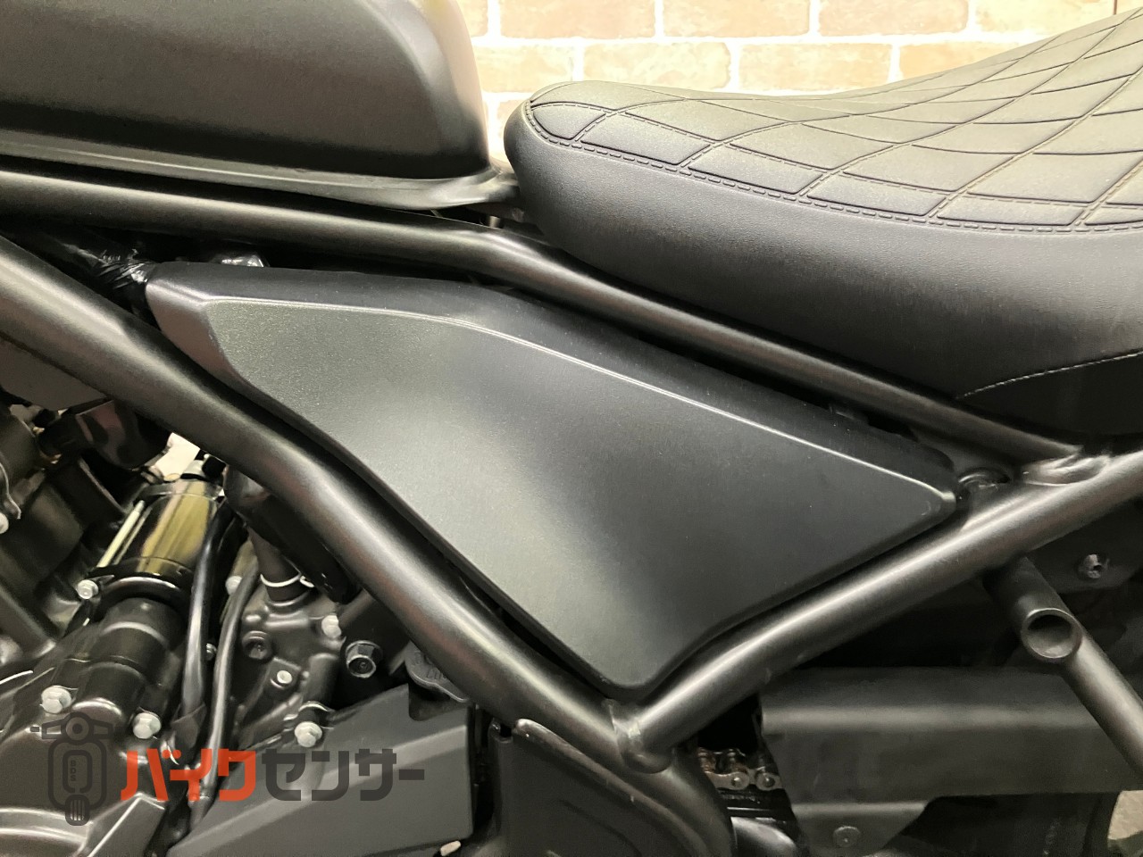レブル250 Sエディション　ディアブロ　フレームカバー　BEAMS パワーヘッダースリップオン　黒シート変更済_14